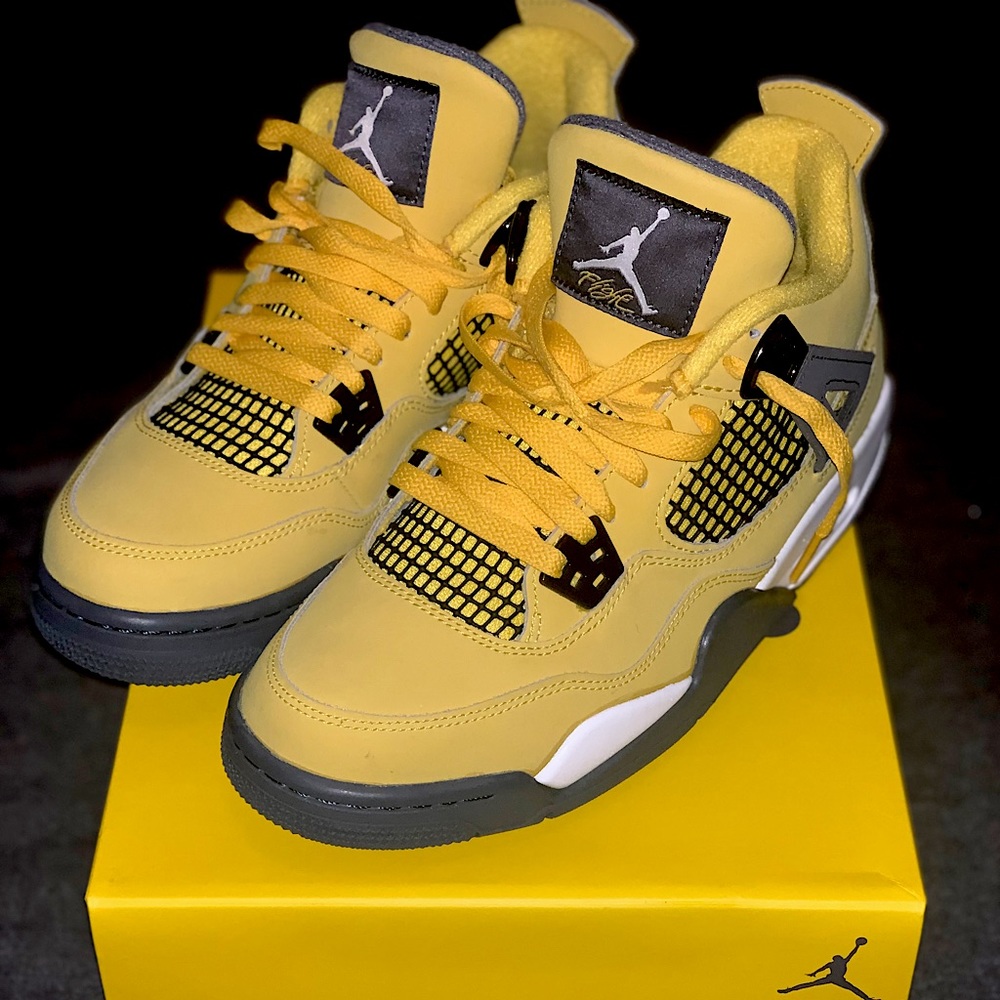 Air Jordan 4 Tour Yellow - 7Y